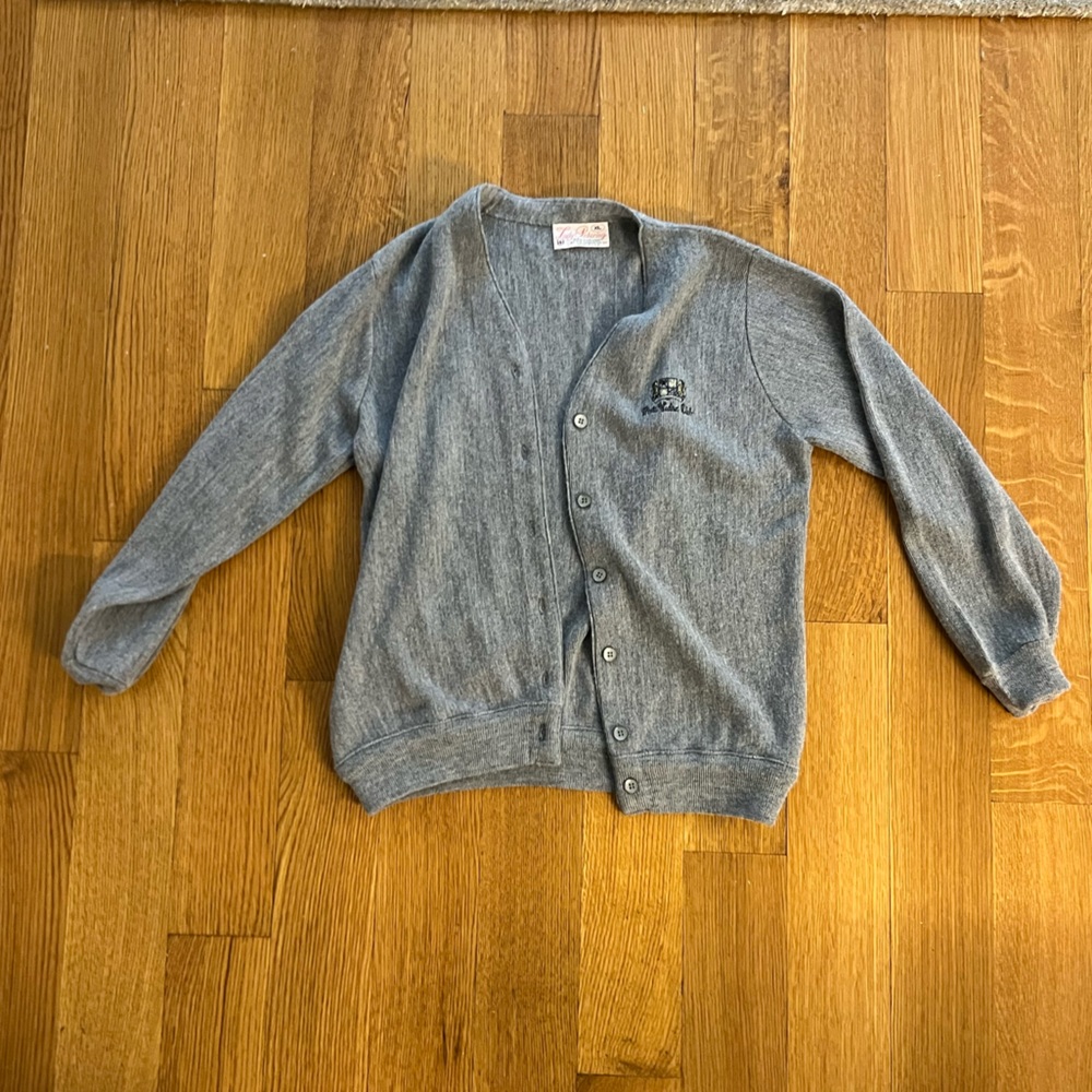 VINTAGE COUNTRY CLUB CARDIGAN